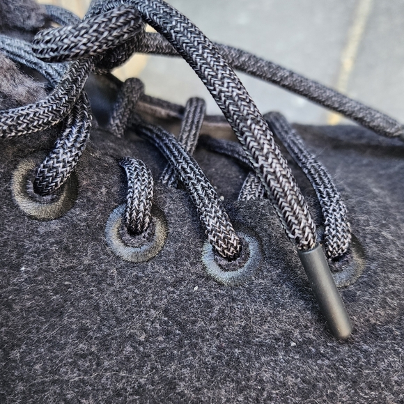 All birds Mens Wool Runners Mizzle Runner Up Breathable High Top 11 Shoes - Picture 2 of 7